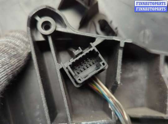 купить Зеркало боковое на Renault Megane 3 2009-2016