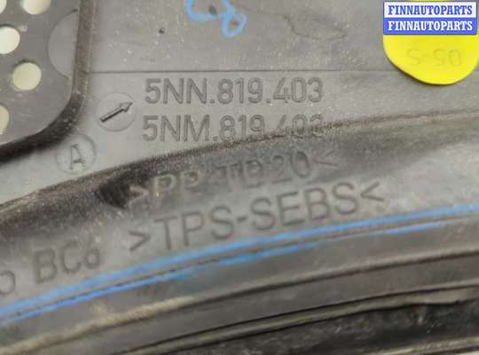 купить Жабо под дворники (дождевик) на Volkswagen Tiguan 2016-2020