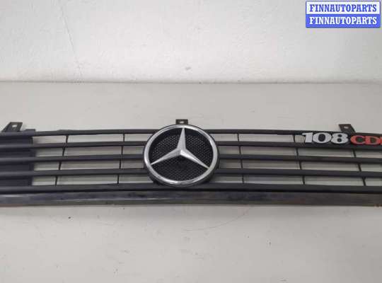 купить Решетка радиатора на Mercedes Vito W638 1996-2003