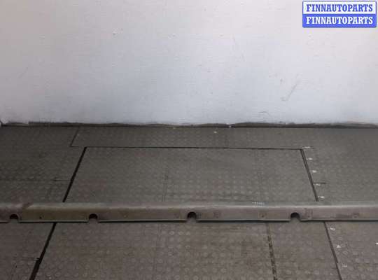 купить Накладка на порог на Hyundai H-1 Starex 2007-2021