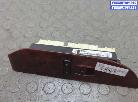 купить Кнопка стеклоподъемника (блок кнопок) на Chevrolet Tahoe 2006-2014