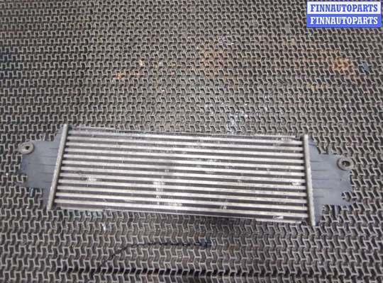 Радиатор интеркулера NS562357 на Renault Trafic 2001-2014