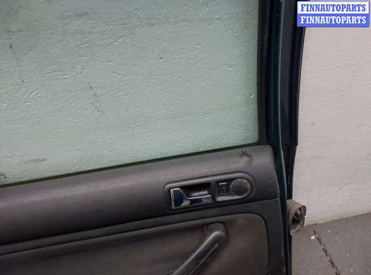 Дверь боковая на Volkswagen Golf IV (1J)