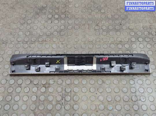 купить Пластик (обшивка) внутреннего пространства багажника на Porsche Panamera 2009-2016