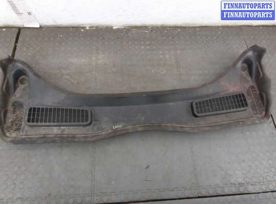 Жабо под дворники (дождевик) FO1858553 на Ford Escape 2015-2019