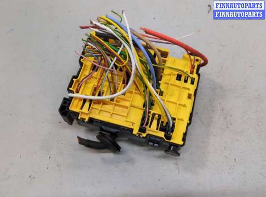 купить Блок предохранителей на Peugeot 308 2013-2021