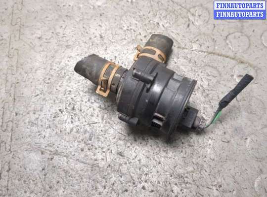 Купить Насос водяной (помпа) на Renault Laguna 3 2007-2015 Насос водяной (помпа) RN1598728 на Renault Laguna 3 2007-2015