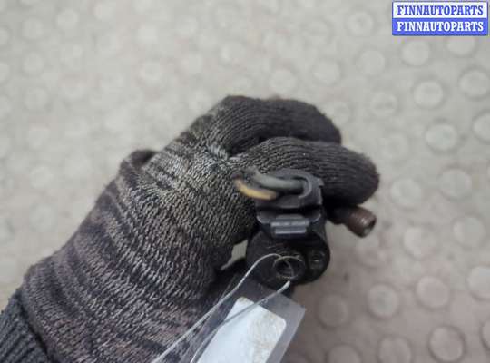 купить Форсунка топливная на Opel Vivaro 2001-2014