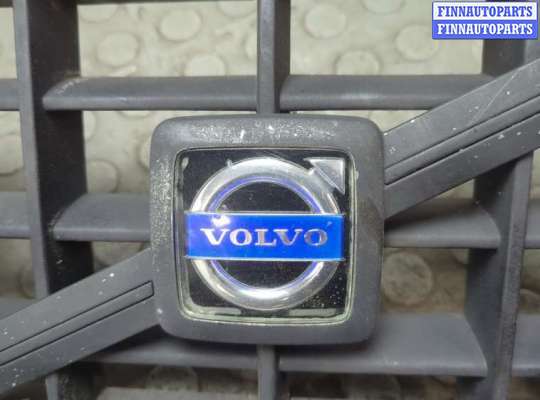 купить Решетка радиатора на Volvo XC90 2002-2014