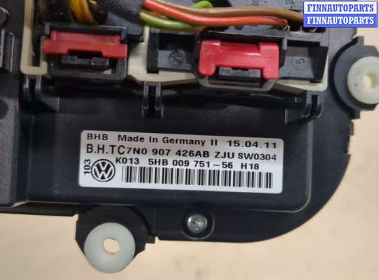 купить Переключатель отопителя (печки) на Volkswagen Tiguan 2007-2011