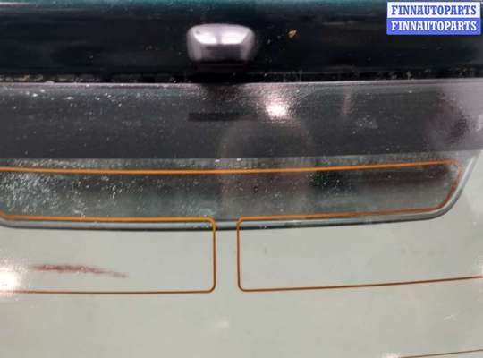 Крышка багажника на Toyota Yaris P9