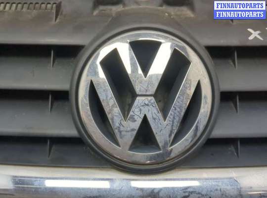 купить Решетка радиатора на Volkswagen Touran 2003-2006