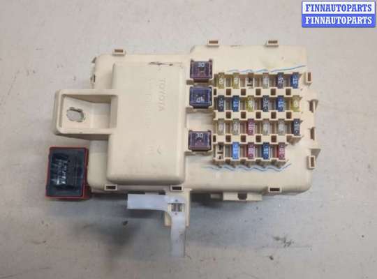 купить Блок предохранителей на Toyota Sequoia 2000-2008