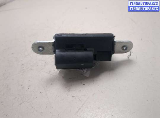 Замок багажника на Fiat 500 New