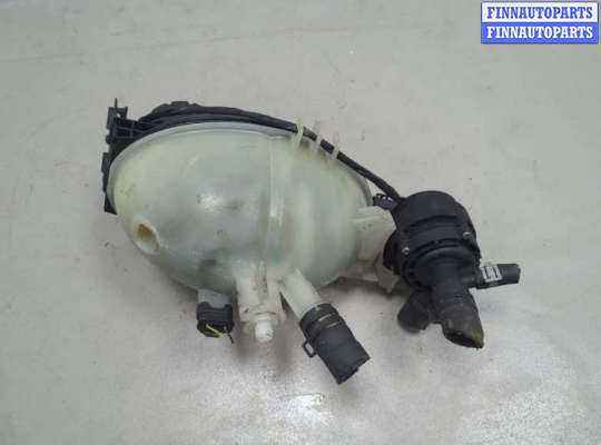 купить Насос водяной (помпа) на Mercedes C W204 2006-2015