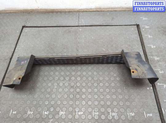 купить Заглушка (решётка) бампера на Toyota FJ Cruiser