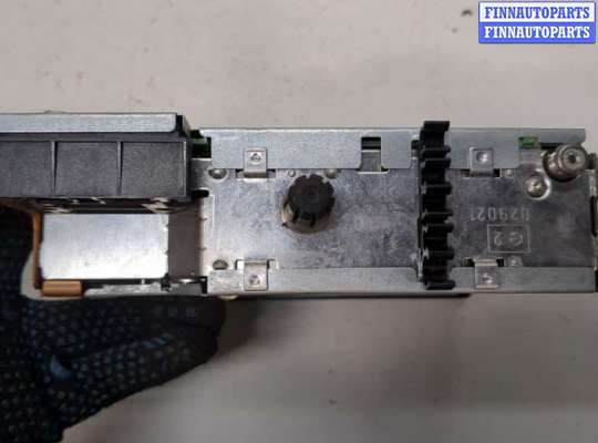 купить Магнитола на Renault Laguna 2 2001-2007