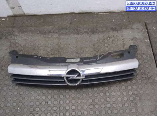 купить Решетка радиатора на Opel Astra H 2004-2010