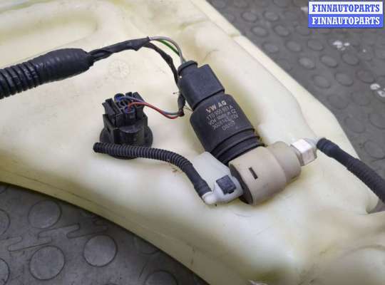 купить Бачок омывателя на Audi Q7 2005-2015