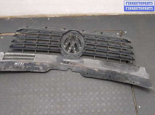 купить Решетка радиатора на Volkswagen Transporter 5 2003-2015