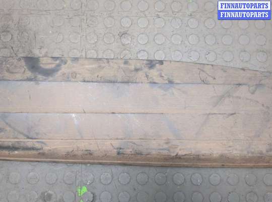 купить Молдинг двери на Volkswagen Tiguan 2007-2011