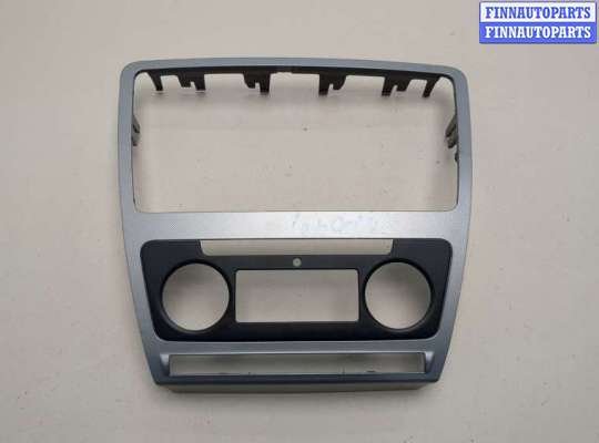 Рамка под магнитолу SK525638 на Skoda Octavia (A5) 2004-2013