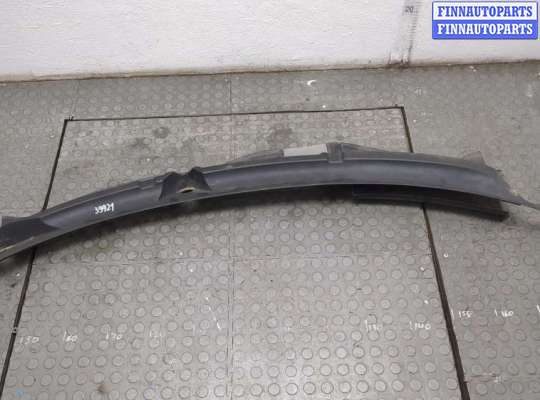 купить Жабо под дворники (дождевик) на Volkswagen Golf 4 1997-2006