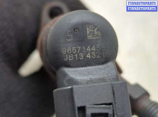 купить Форсунка топливная на Ford Kuga 2008-2012