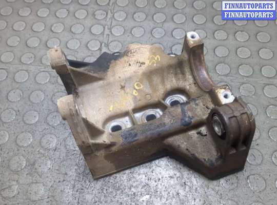 Кронштейн полуоси LRD4388 на Land Rover Freelander 2 2006-2014