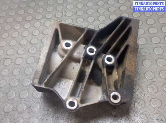 купить Кронштейн полуоси на Land Rover Freelander 2 2006-2014