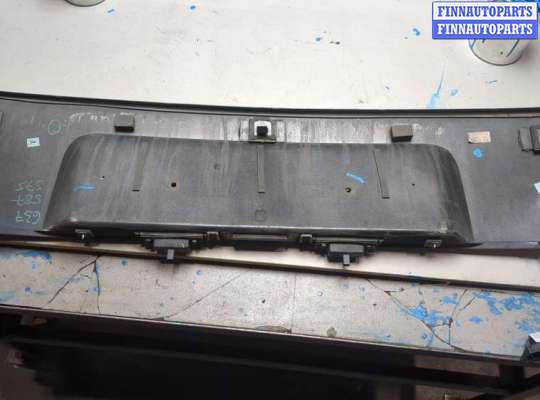 Планка подсветки номера на Audi A2 (8Z)