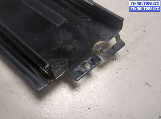 купить Молдинг двери на Volkswagen Passat 5 2000-2005