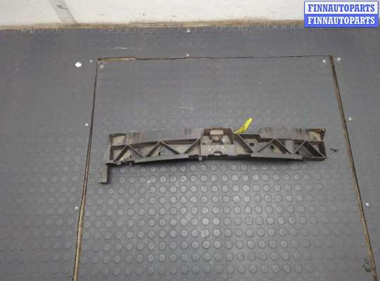 Замок капота