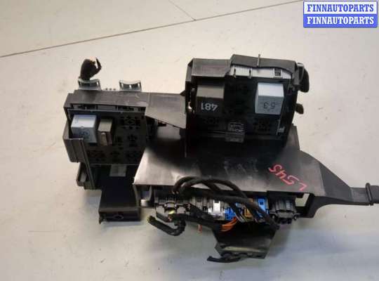 купить Блок предохранителей на Volkswagen Touareg 2002-2007