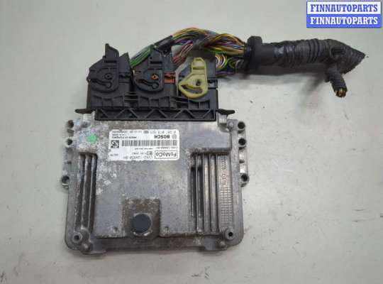 Блок управления двигателем FO2211327 на Ford Focus 3 2011-2015