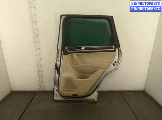 купить Стекло боковой двери на Volkswagen Touareg 2010-2014