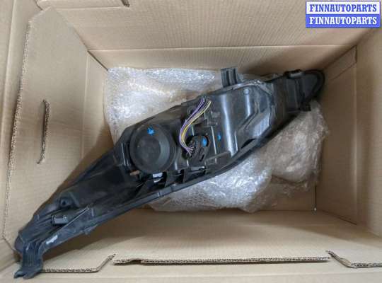 Планка под фары (ресничка) на Ford Fiesta VI