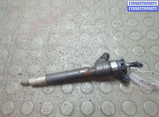 Форсунка топливная RN1581475 на Opel Vivaro 2014-2019