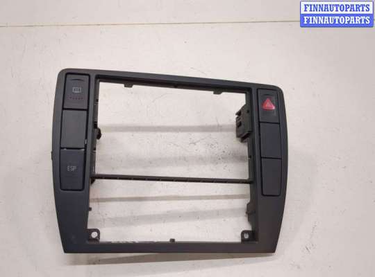 Рамка под магнитолу VG2528395 на Volkswagen Passat 5 2000-2005