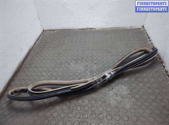 купить Уплотнитель на Volkswagen Touareg 2002-2007