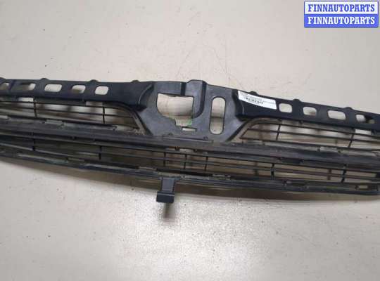 купить Решетка радиатора на Toyota Corolla E12 2001-2006