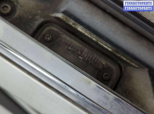 купить Обшивка крышки (двери) багажника на Mercedes E W211 2002-2009