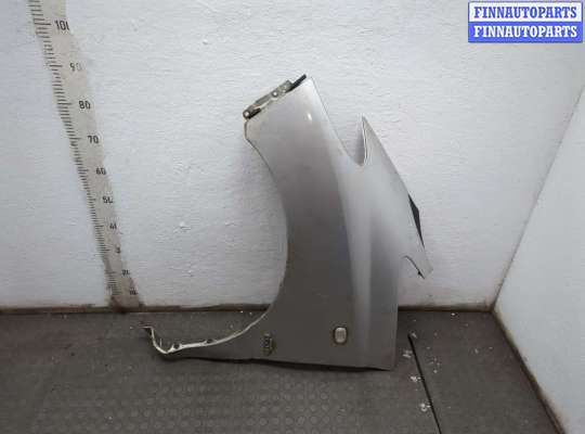 Крыло TT963351 на Toyota Previa (Estima) 2000-2006