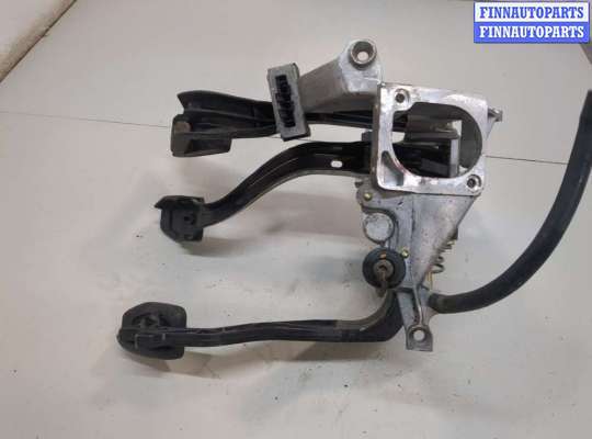 купить Узел педальный (блок педалей) на Audi A4 (B5) 1994-2000