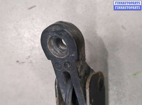 купить Щеткодержатель на Opel Omega B 1994-2003