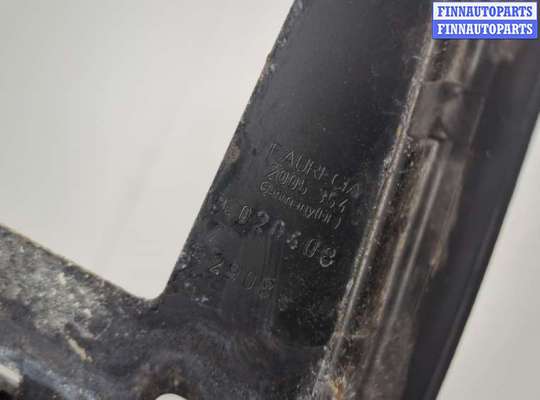 купить Рамка передняя (телевизор) на Audi A5 (8T) 2007-2016