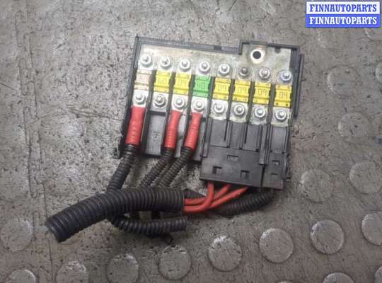 Купить Блок предохранителей на Ford Fusion 2002-2012 Блок предохранителей FO2214590 на Ford Fusion 2002-2012