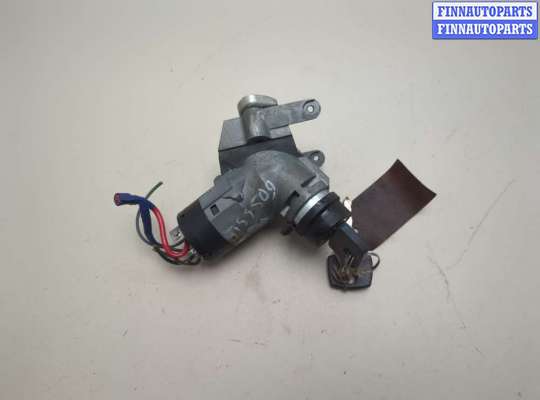 Замок зажигания с ключом на Mercedes-Benz Vito (W638)