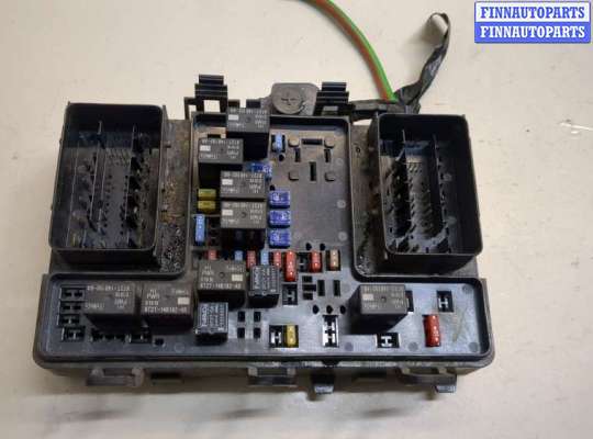 купить Блок предохранителей на Ford Edge 2018-2023