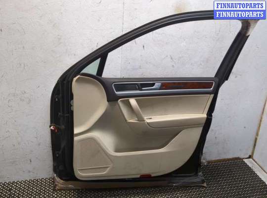 купить Стекло боковой двери на Volkswagen Touareg 2010-2014